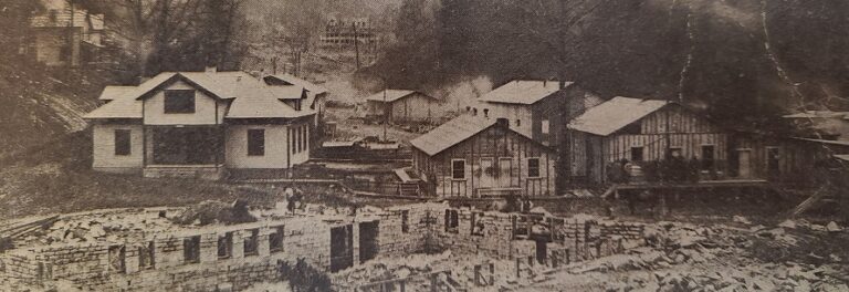 First Buildings in Jenkins 1912