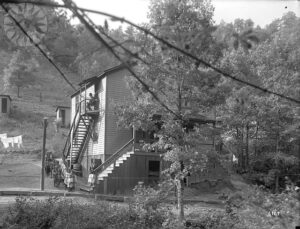 SI Neg. CCC-2121. Date: 10/7/1921. School (Colored) Tom Biggs McRoberts Colored School (Tom Briggs) McRoberts 10 Special From the Consolidation Coal Company collection, National Museum of American History. Credit: unknown (Smithsonian Institution)